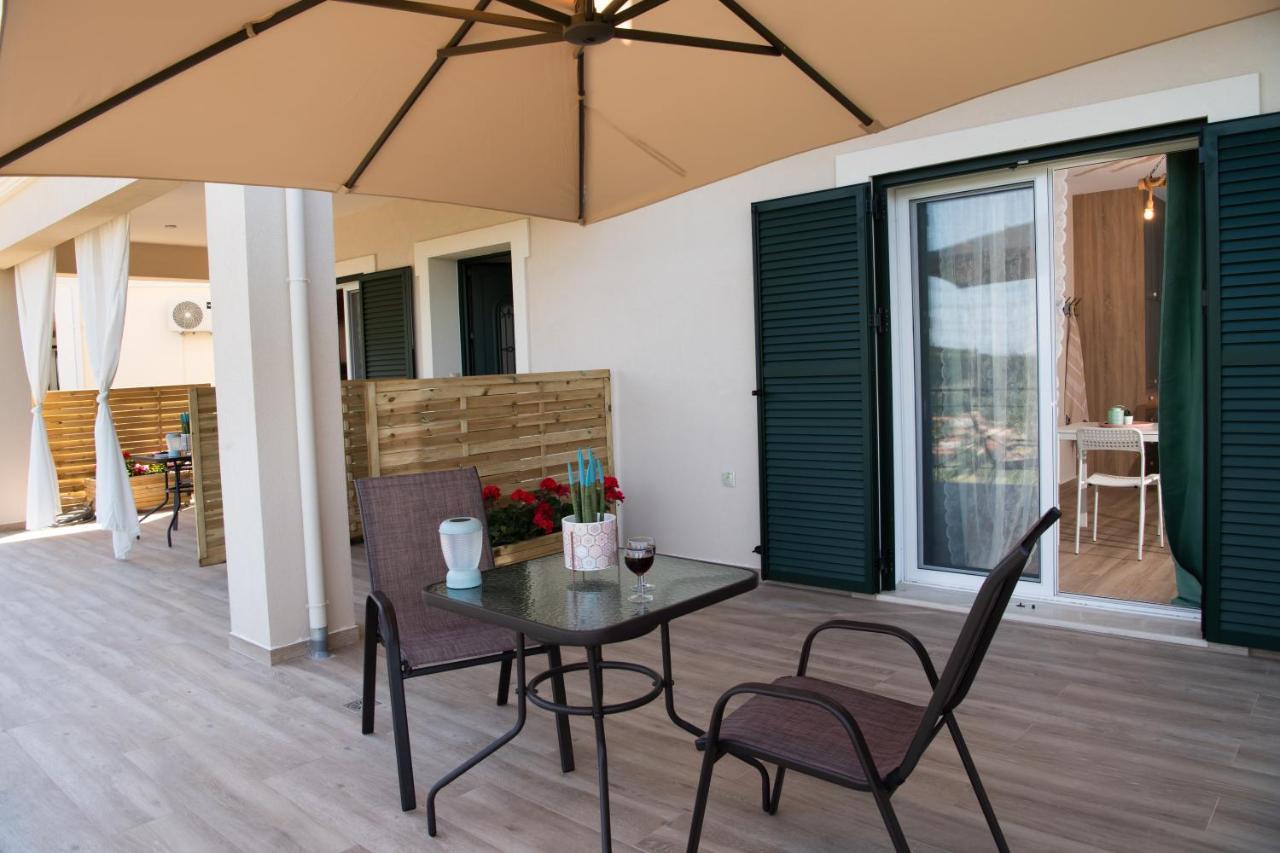Apartmán Casa De Blue Kariá Exteriér fotografie