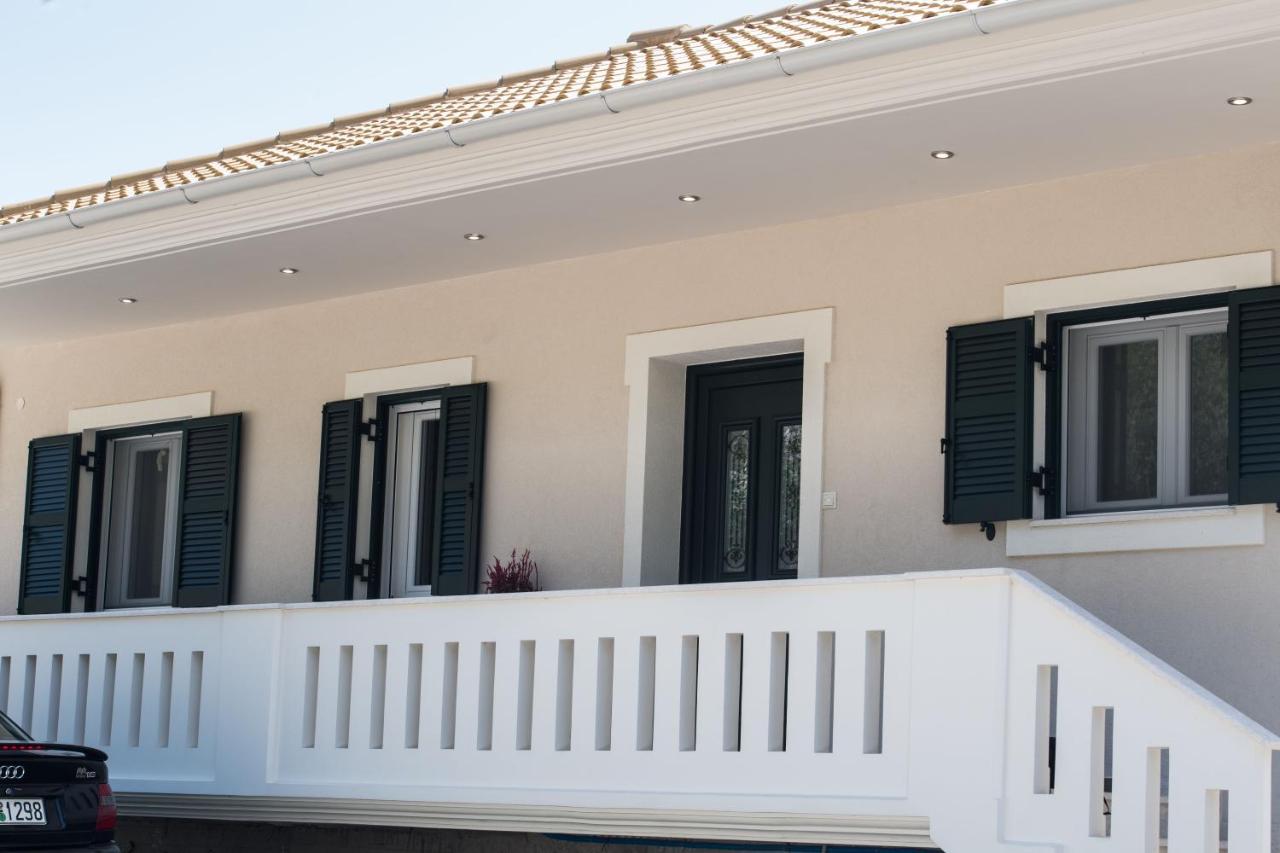 Apartmán Casa De Blue Kariá Exteriér fotografie